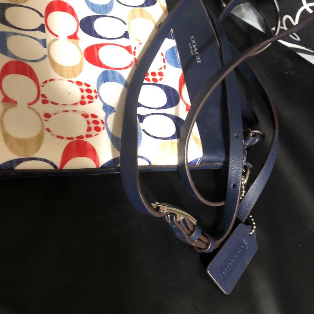 Coach crossbody bag w matching wallet - image 4