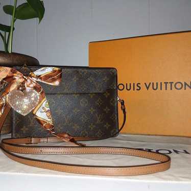 Louis Vuitton Pochette Homme Crossbody