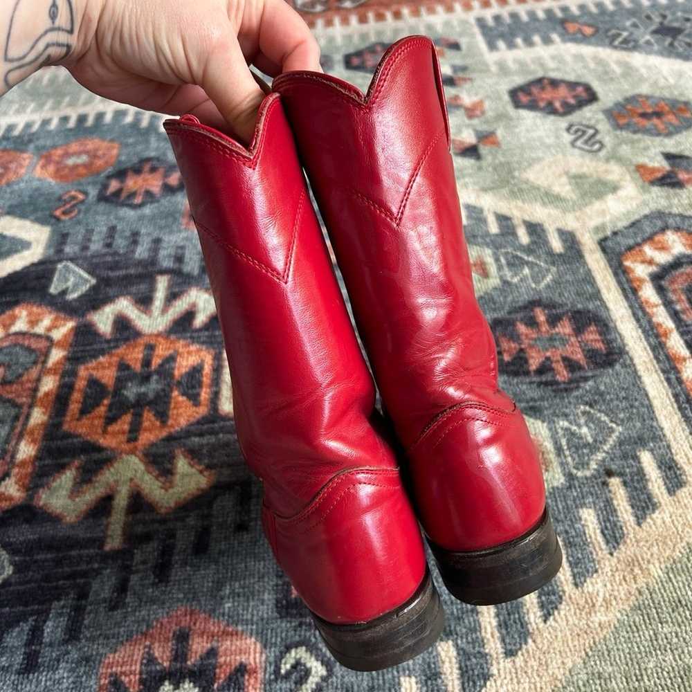 Justin’s Red Round Toe Cowboy Boots - Size 6.5 - image 6
