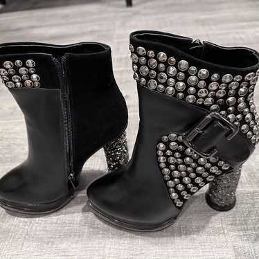 Thick Heel Boots