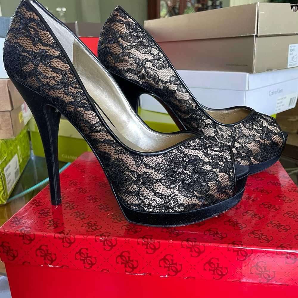 Guess Black/Nude Lace Stiletto Heels 8.5 - image 3