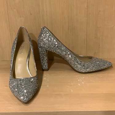 Michael Kors Abbi Silver Sparkle Heels Pumps Size… - image 1
