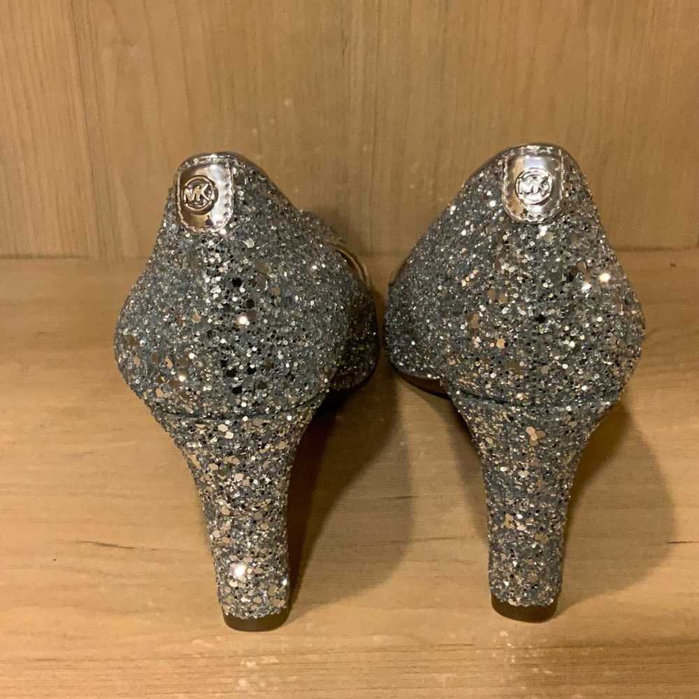 Michael Kors Abbi Silver Sparkle Heels Pumps Size… - image 4