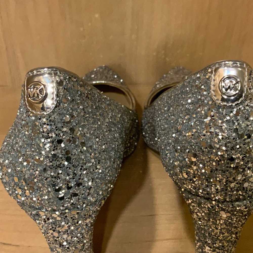 Michael Kors Abbi Silver Sparkle Heels Pumps Size… - image 5