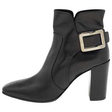 Roger Vivier Leather boots