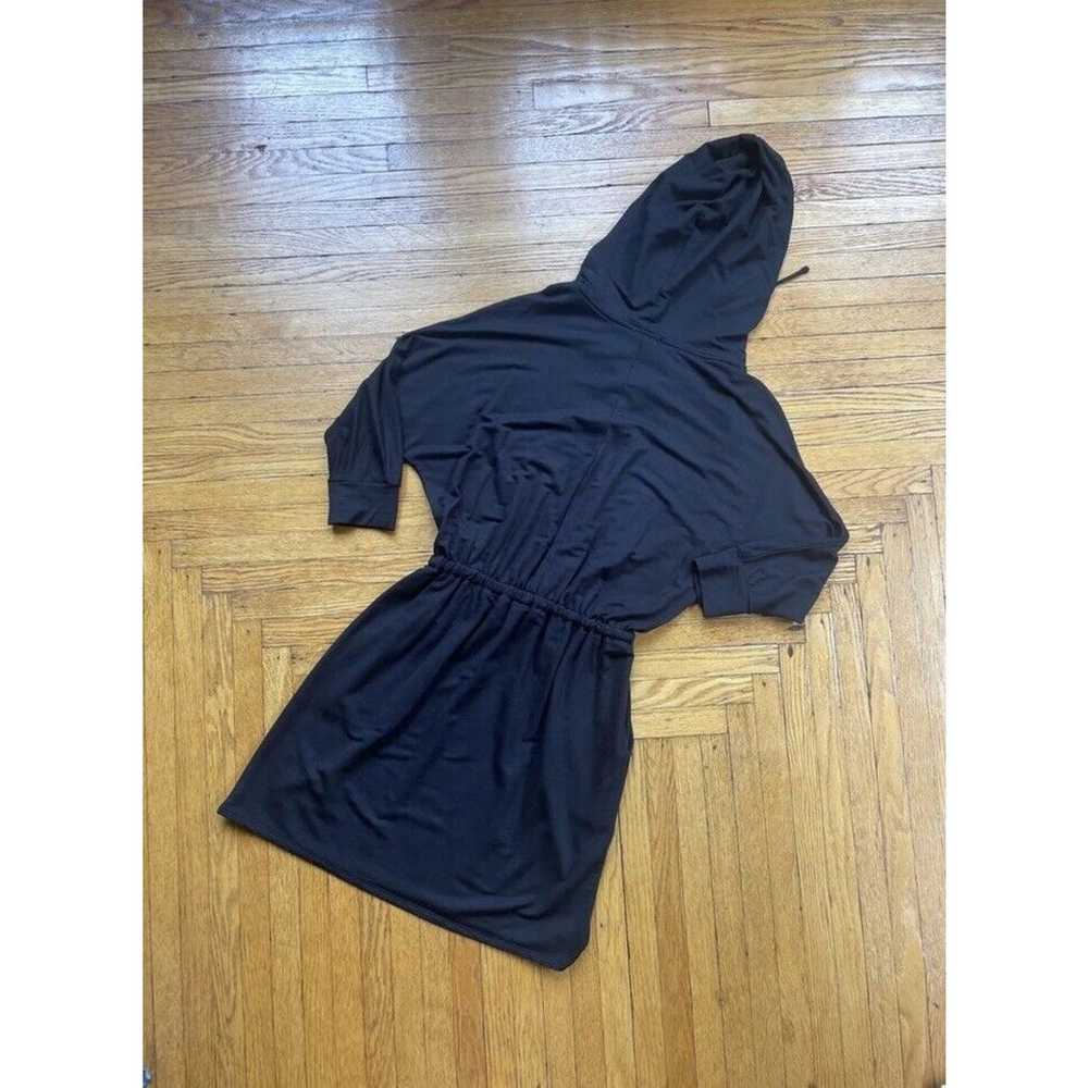 Anthropologie Bordeaux Black Hooded Mini Dress Ti… - image 5