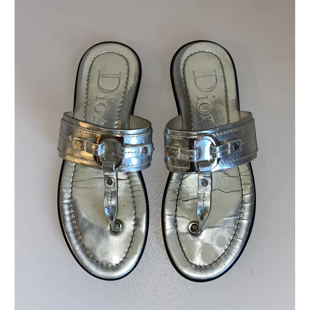 Dior Patent leather flip flops - image 3