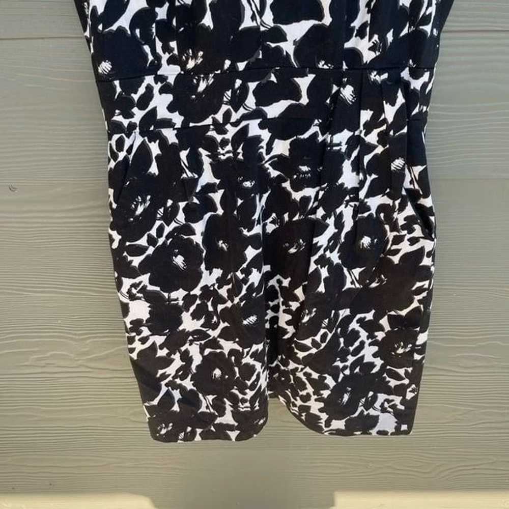 Taylor black and white floral sheath dress - image 4