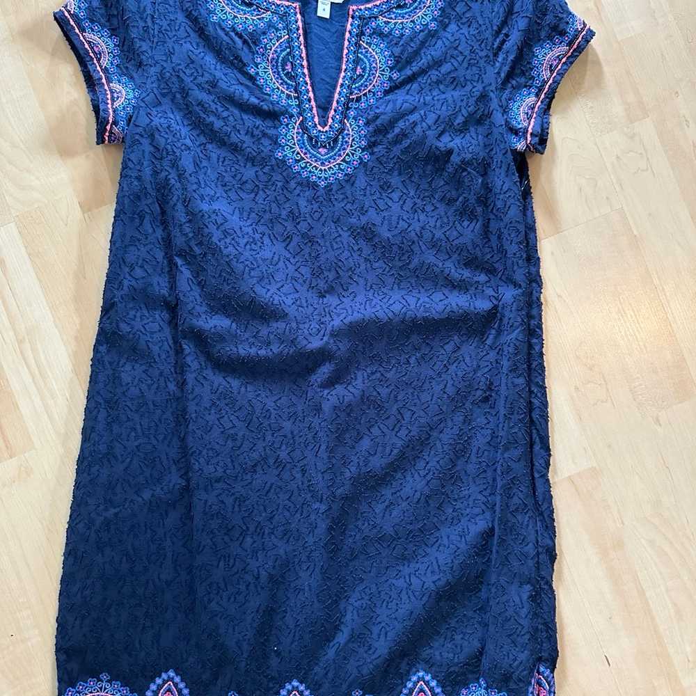 Vineyard Vines Navy Blue Embroidered V Neck Dress… - image 1