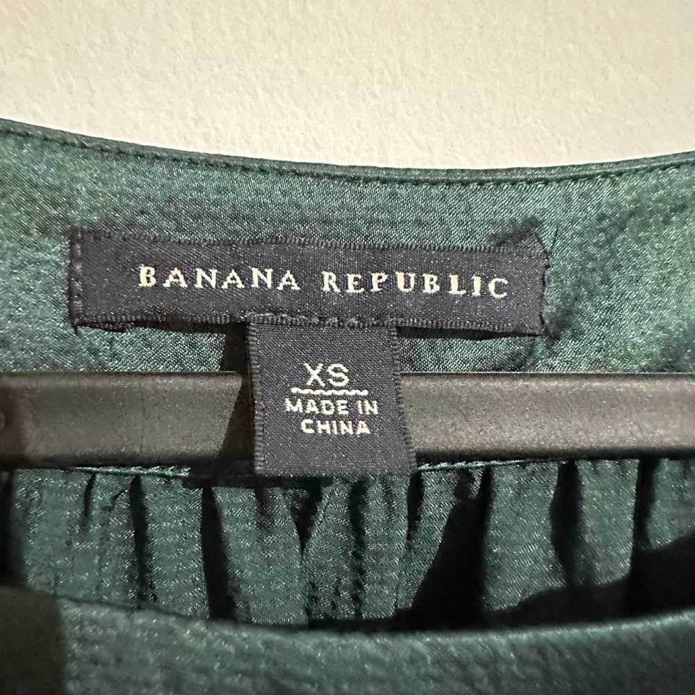 Banana Republic Emerald Green Hammered 100% Silk … - image 2