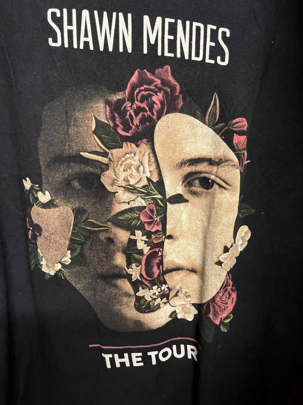 Designer Shawn Mendes The Tour T-shirt 2019 - Lar… - image 4