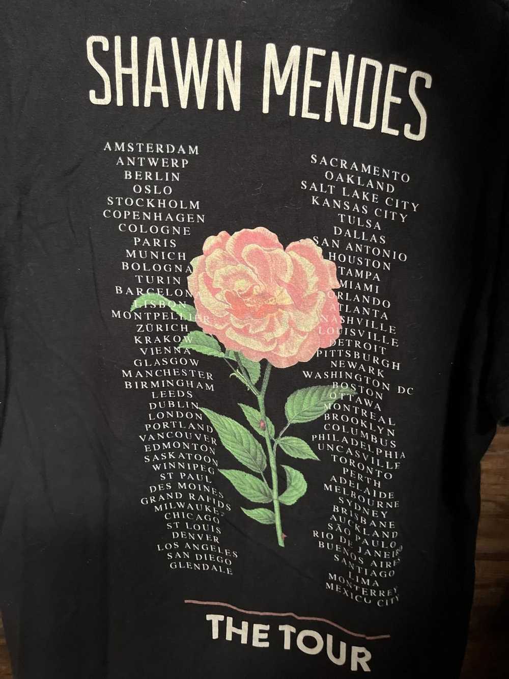 Designer Shawn Mendes The Tour T-shirt 2019 - Lar… - image 5