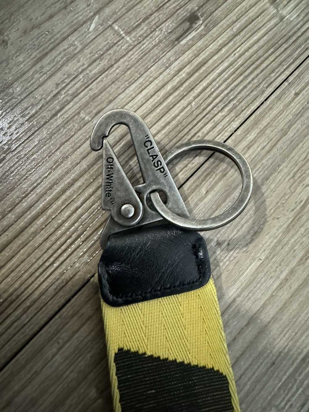 Off-White Off white industrial keychain - image 3