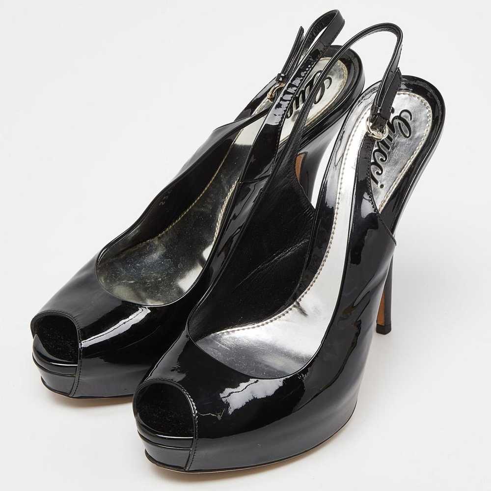 Gucci Patent leather sandal - image 2