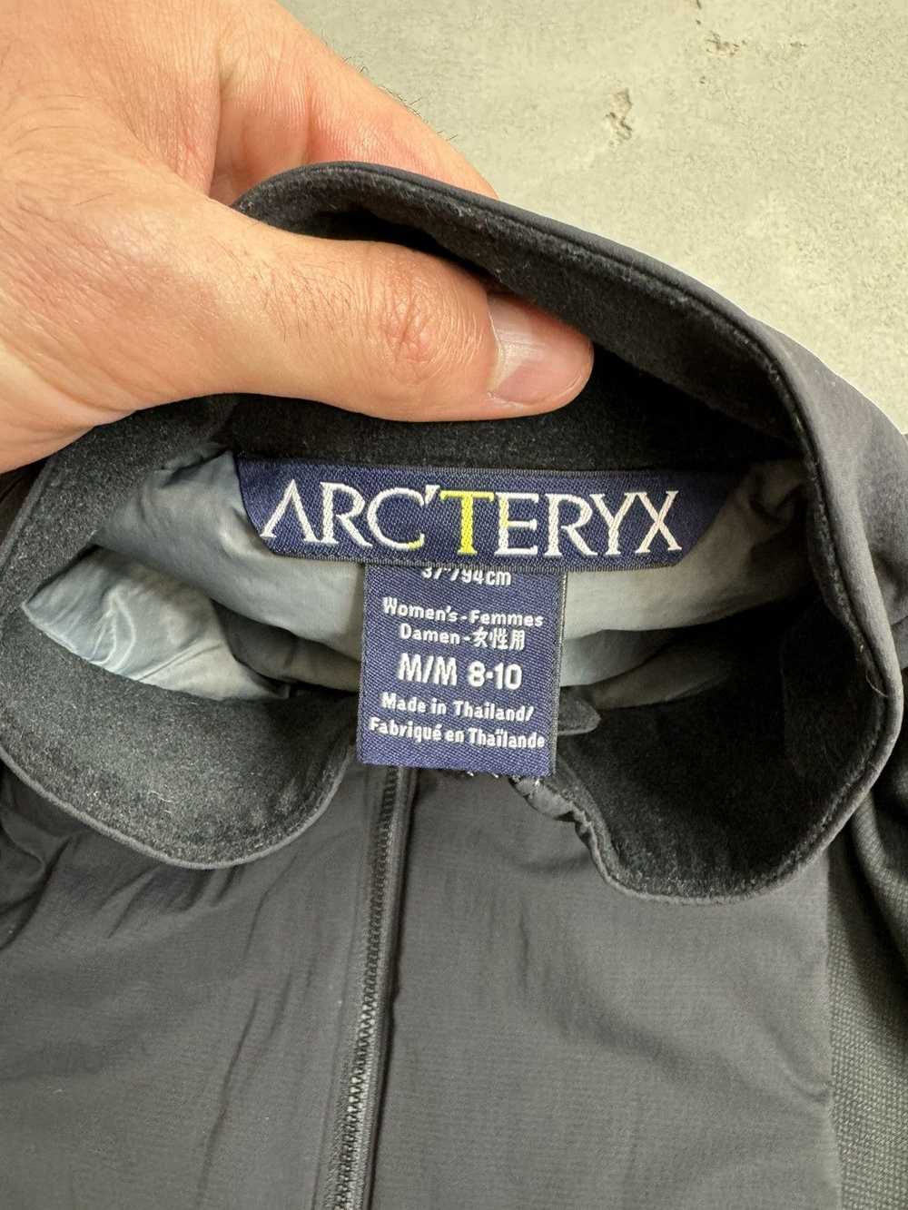 Arc'Teryx 🦎 Arc’teryx Black Atom Lt Jacket 🦎 - image 7