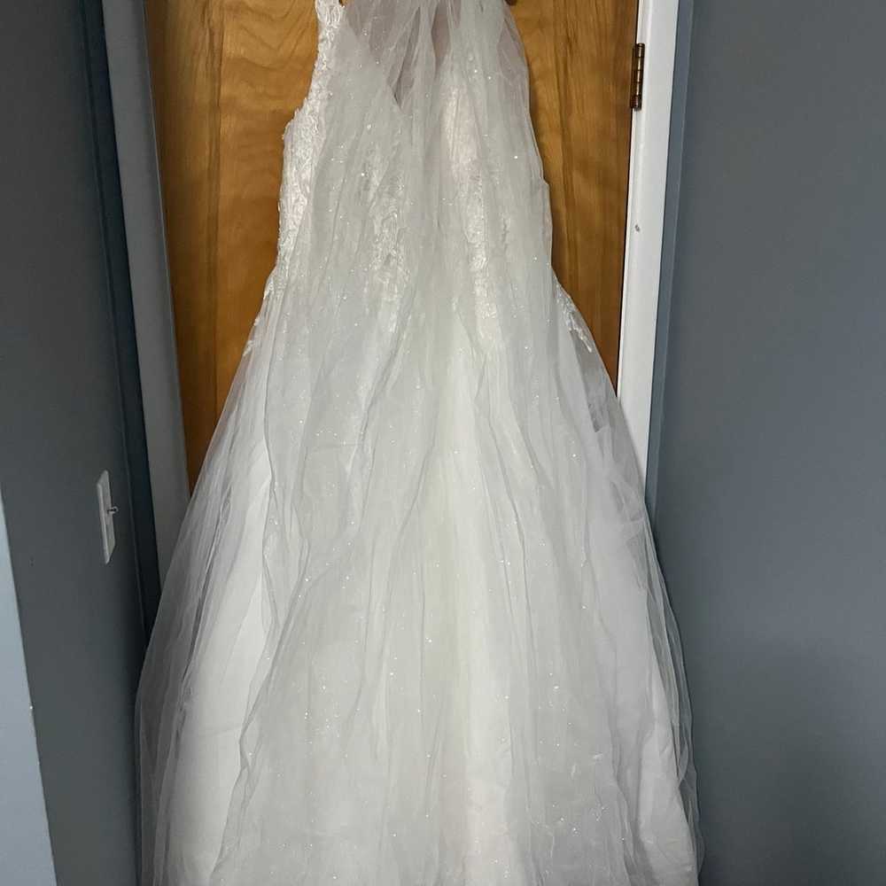 wedding dress size 16 - image 11
