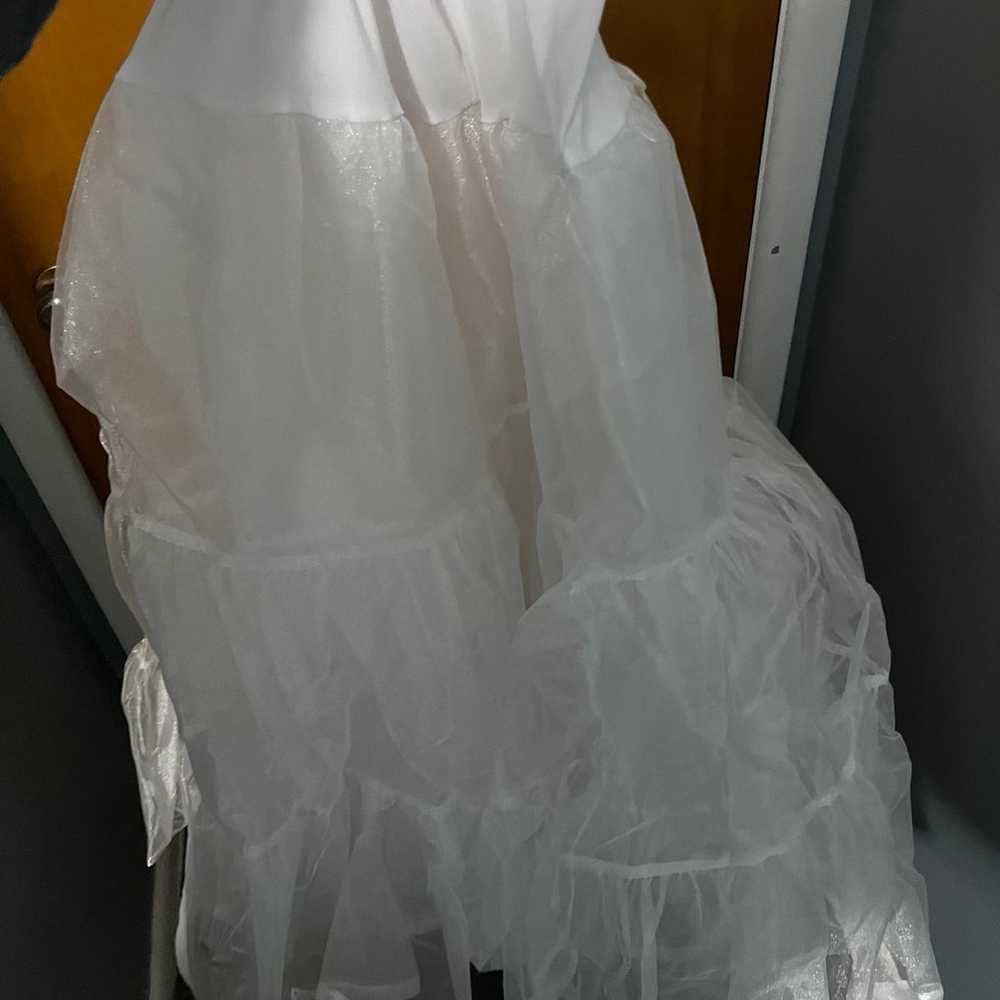 wedding dress size 16 - image 4