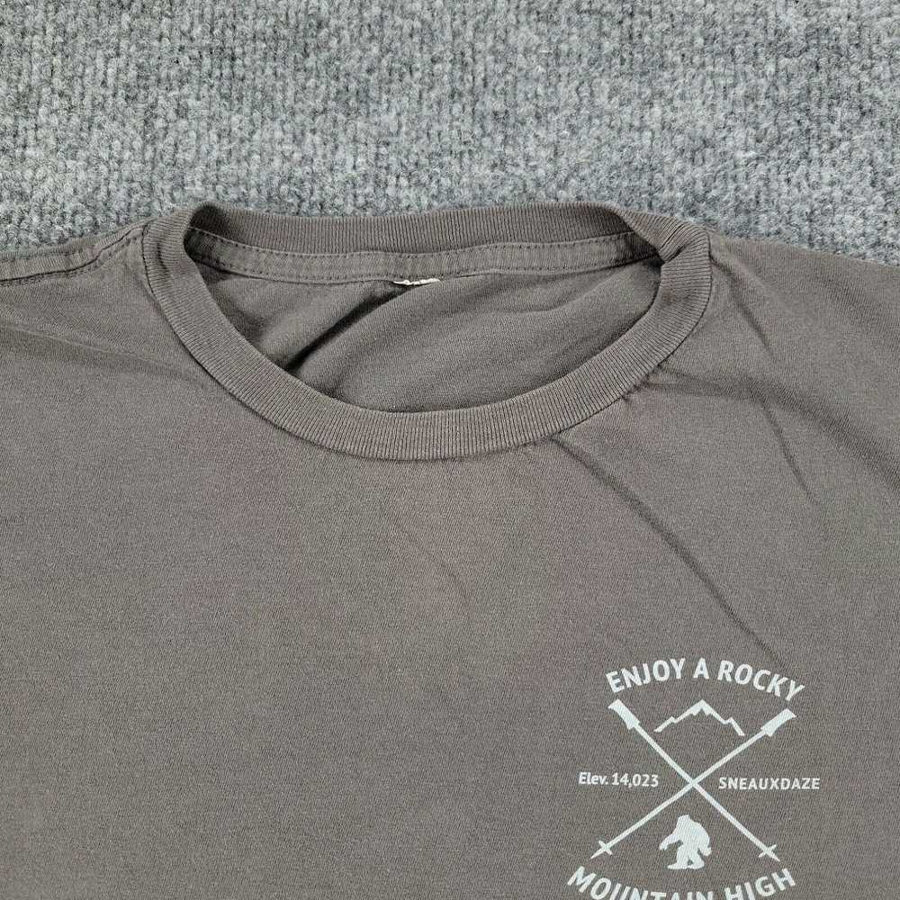 HIGH Sneauxdaze Shirt Men's Medium Gray Graphic T… - image 3