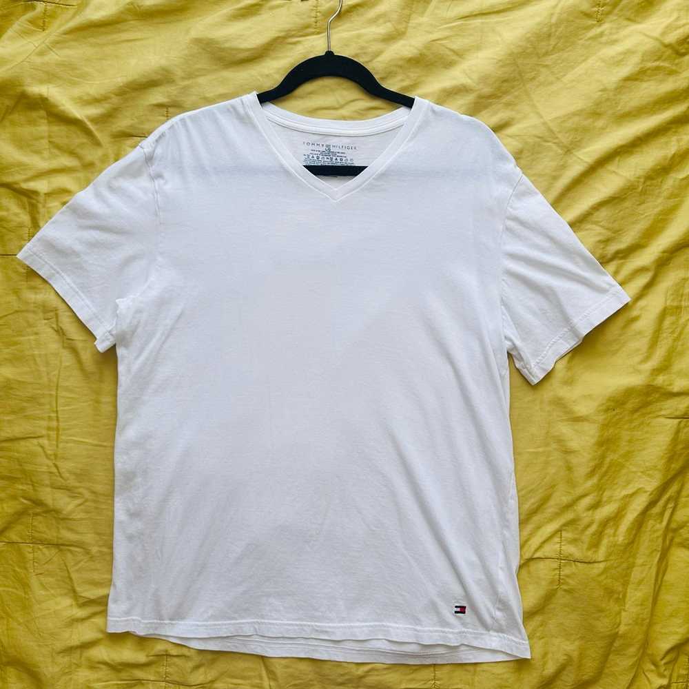 Tommy Hilfiger men white tshirt - image 1