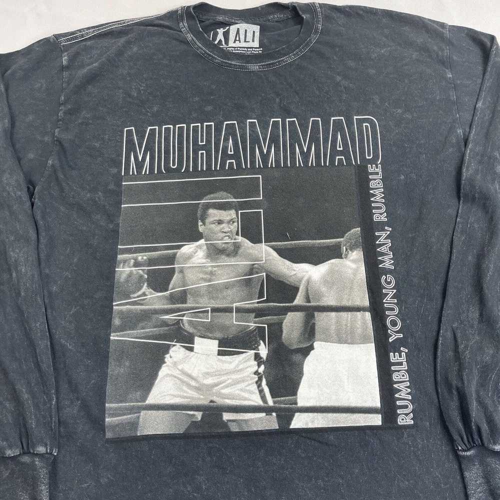 Muhammad Ali / Graphic T-Shirt Long Sleeve Adult … - image 3