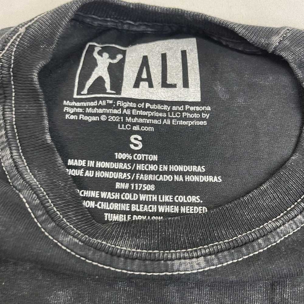 Muhammad Ali / Graphic T-Shirt Long Sleeve Adult … - image 4