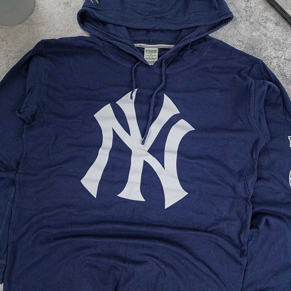 New York Yankees Yankees thin hoodie - image 2