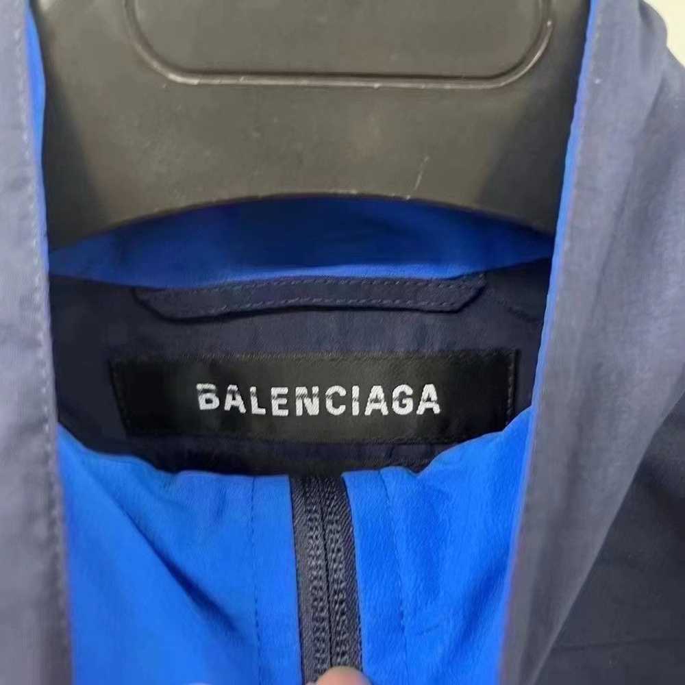 Balenciaga BALENCIAGA 3B SPORTS LOGO OVERSIZED JA… - image 3