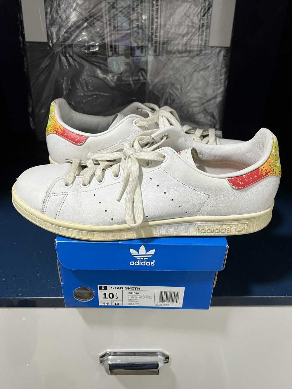 Adidas Stan Smith LGBT 2016 - image 4