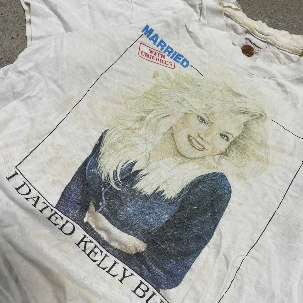 90s Kelly Bundy T-shirt - image 2