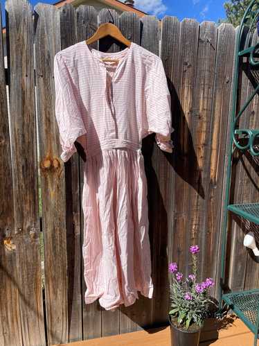 Vintage Pink stripped dress w/quilted back (S) |…
