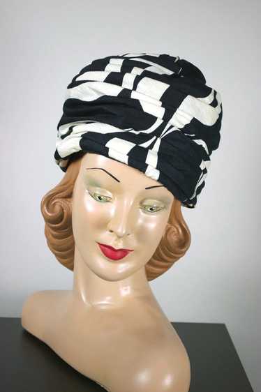 Black white print turban 1960s hat high crown