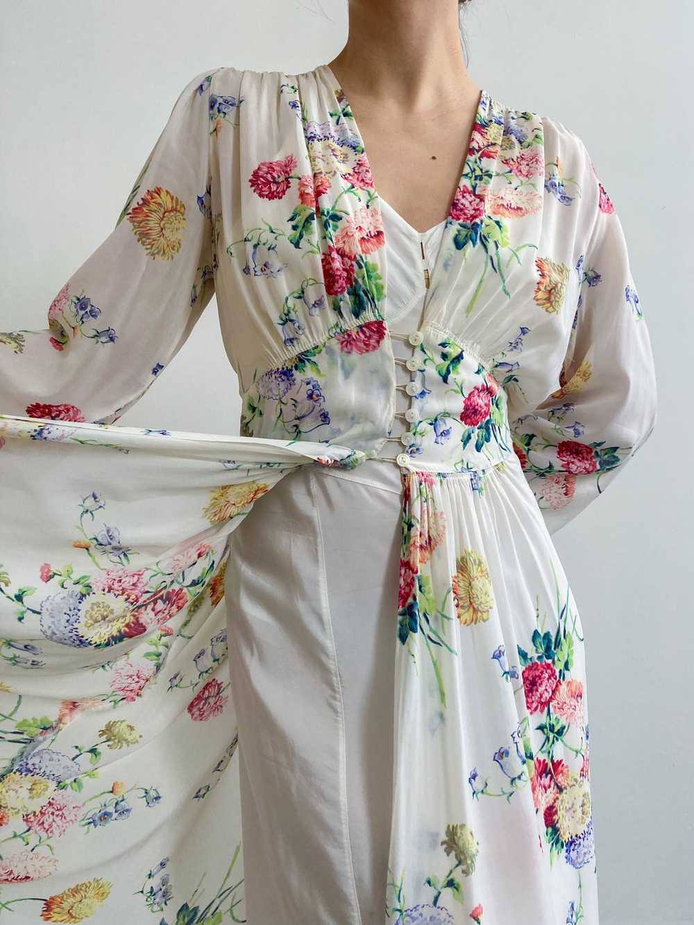 1940s Floral Robe with Button Up Front M/L - Abso… - image 1
