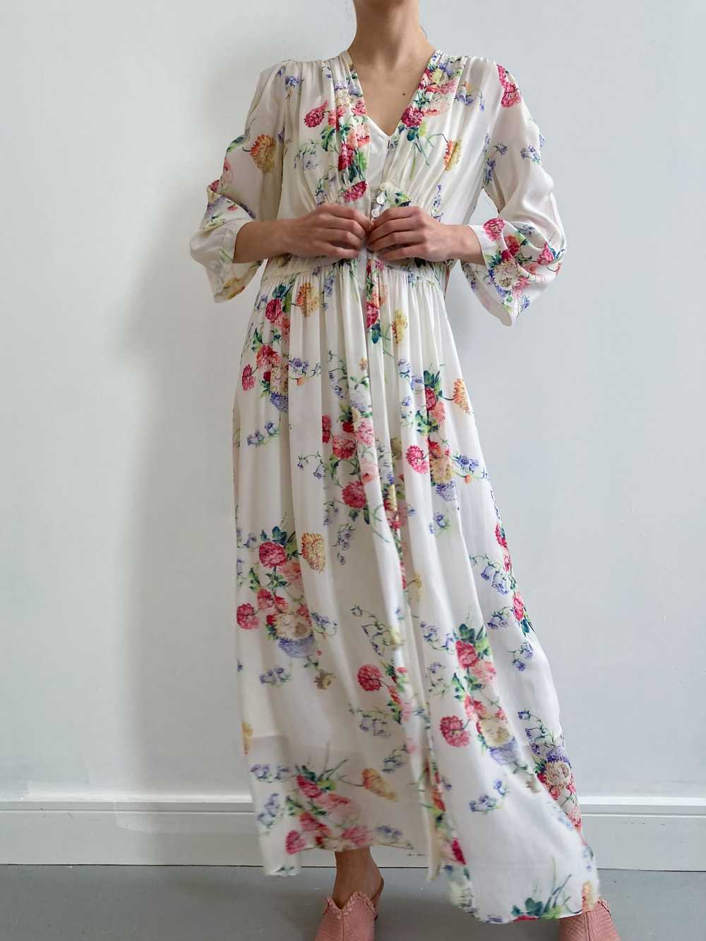 1940s Floral Robe with Button Up Front M/L - Abso… - image 4