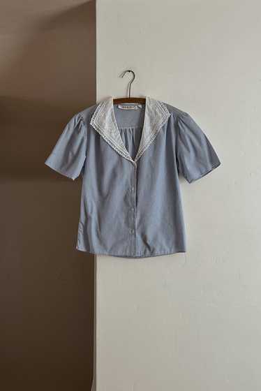 1990's BABY BLUE FEMME LACE COLLAR SHIRT