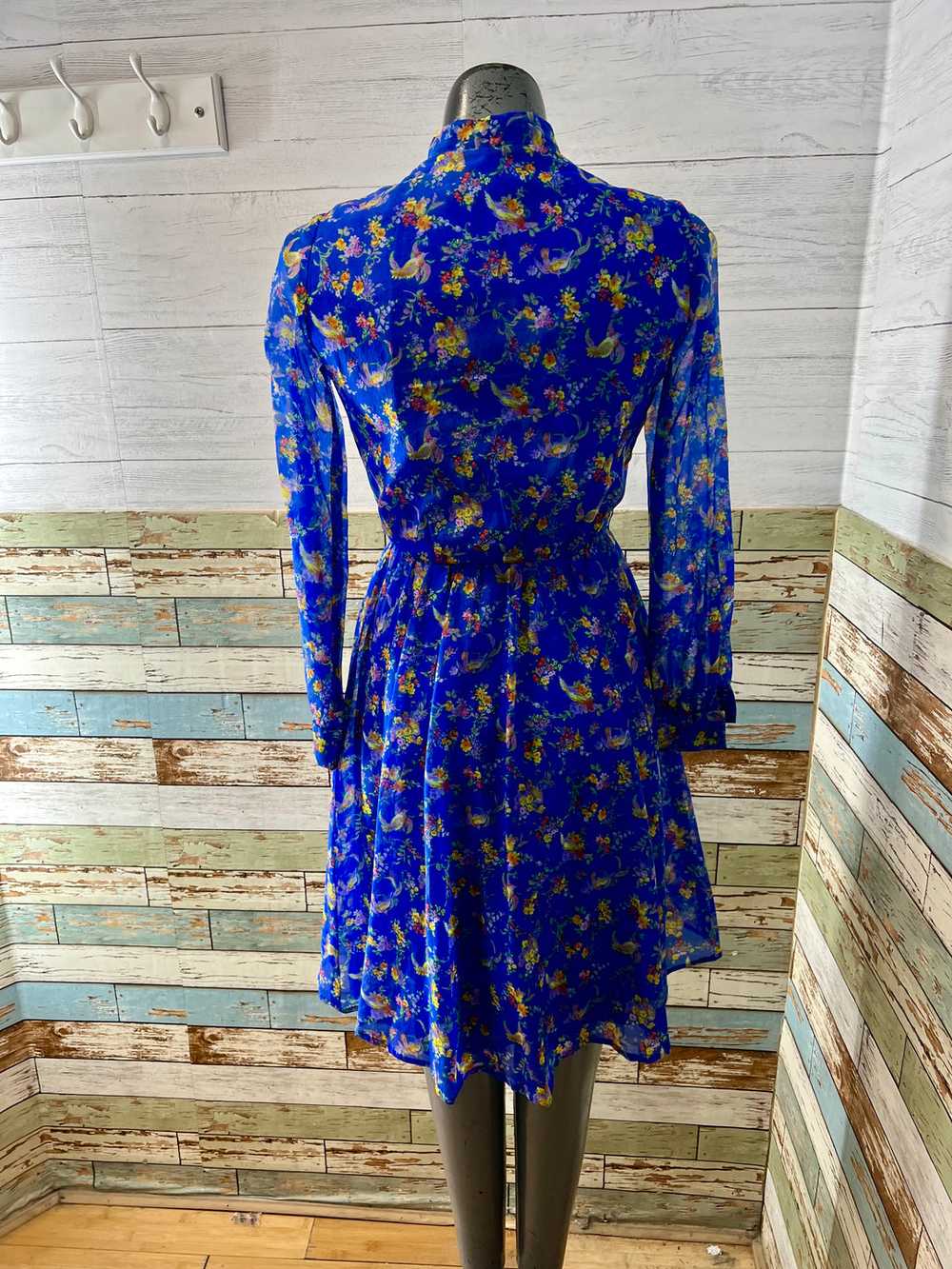 70’s Blue Multicolor Print Sheer Dress With Bow C… - image 9