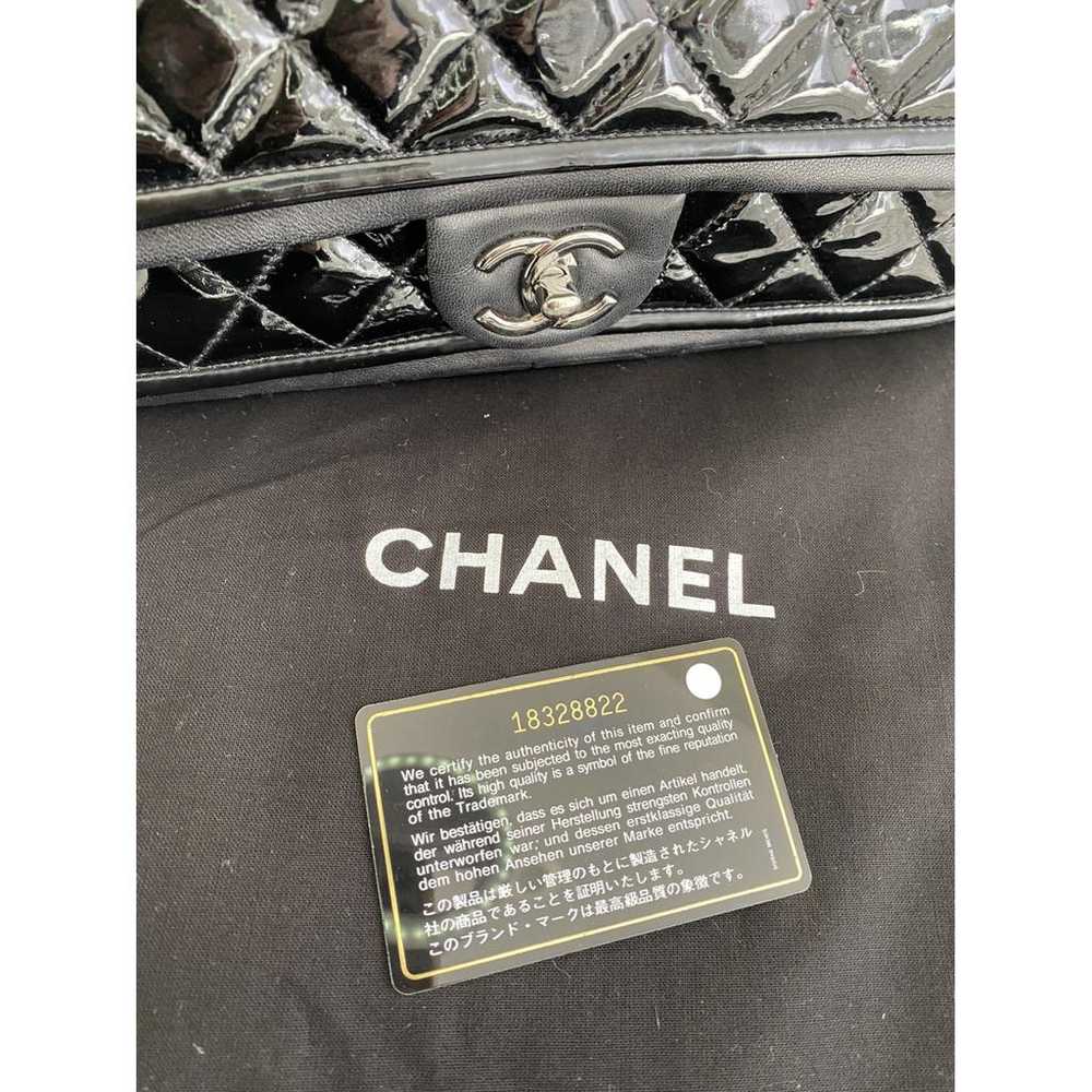 Chanel Trendy Cc Flap patent leather handbag - image 10