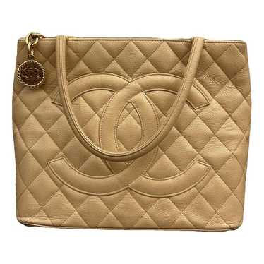 Chanel Médaillon leather satchel - image 1