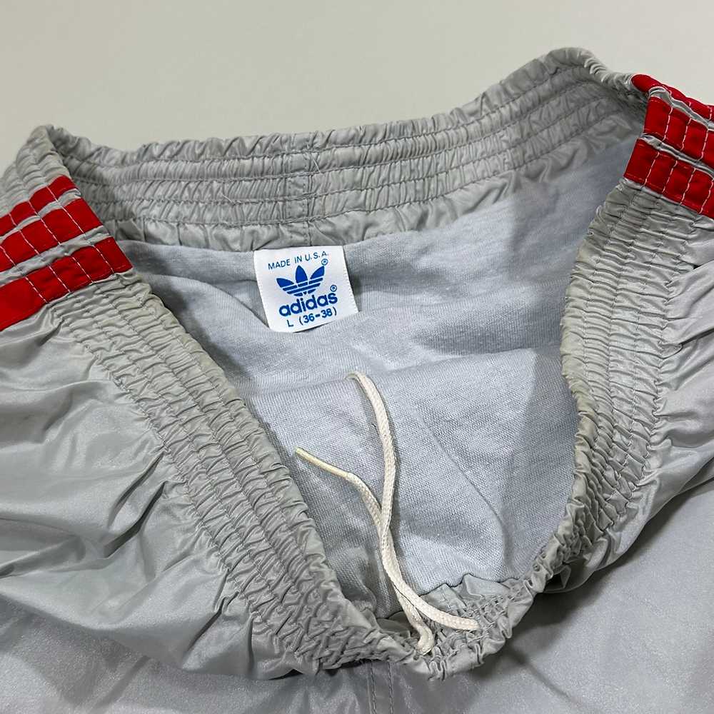 80s Grey/Red Adidas Running Shorts - image 3