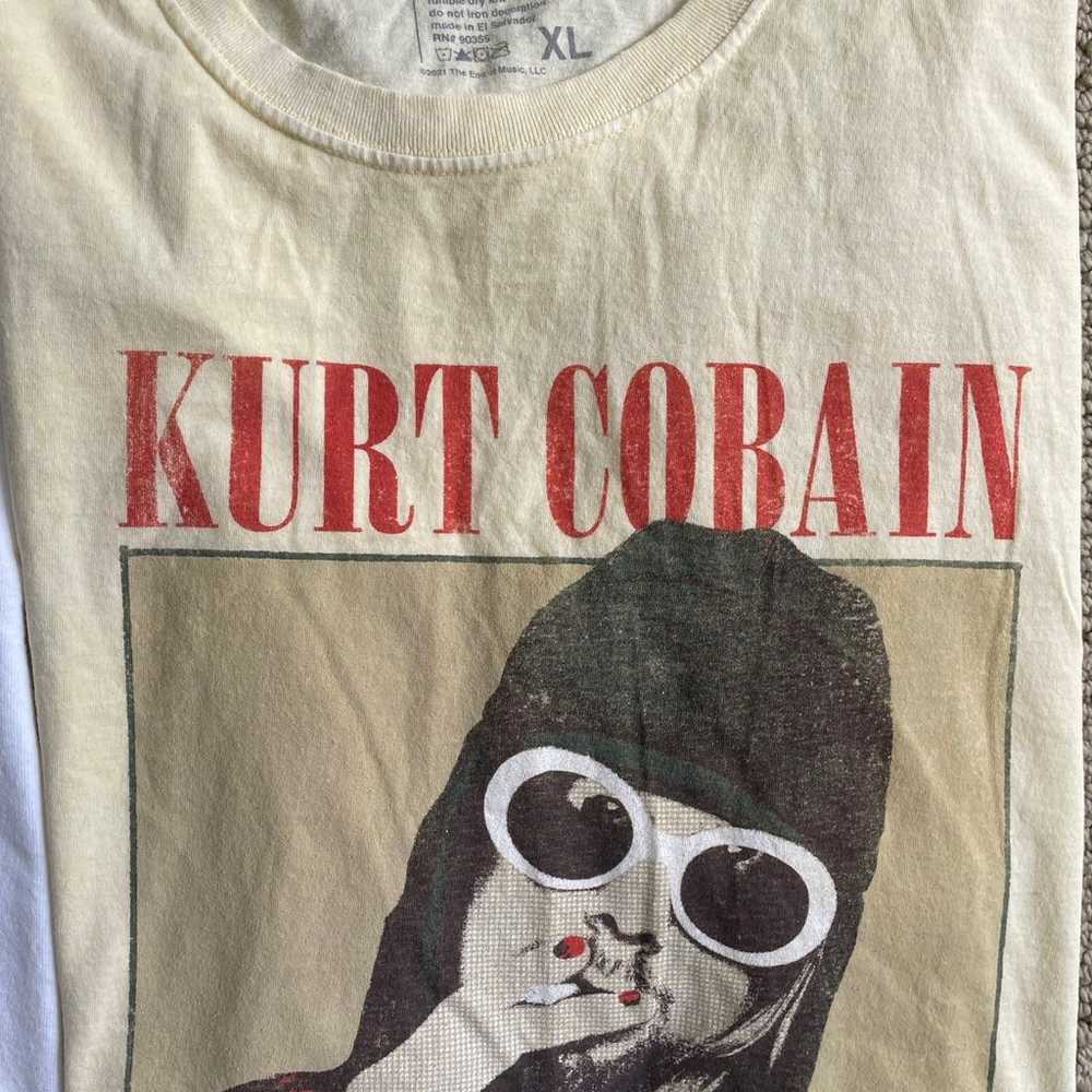 Kurt Cobain Nirvana - Men’s XL Band T-Shirt Bundle - image 5
