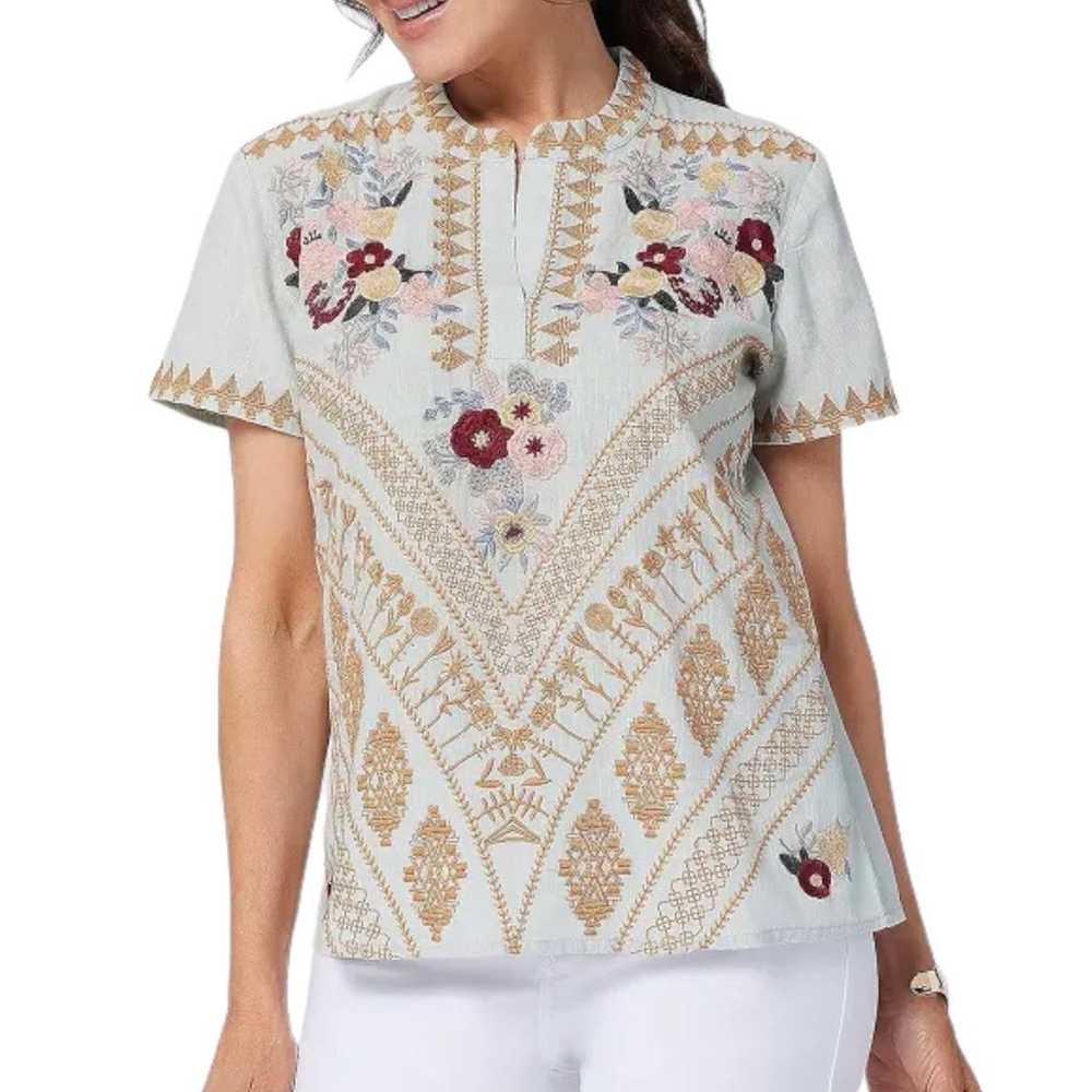 Tolani Collection Short Sleeve Embroidered Top 10… - image 1