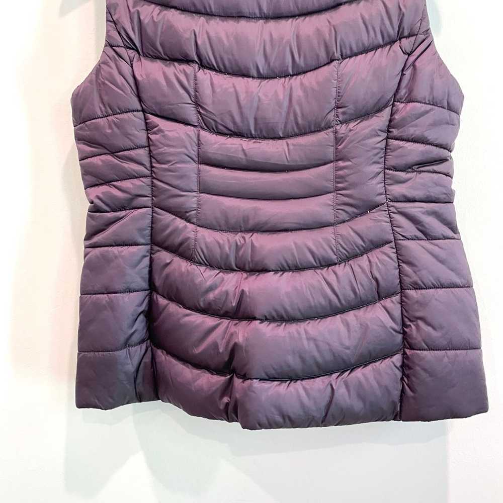 The North Face 550 Goose Down Puff Vest - image 12