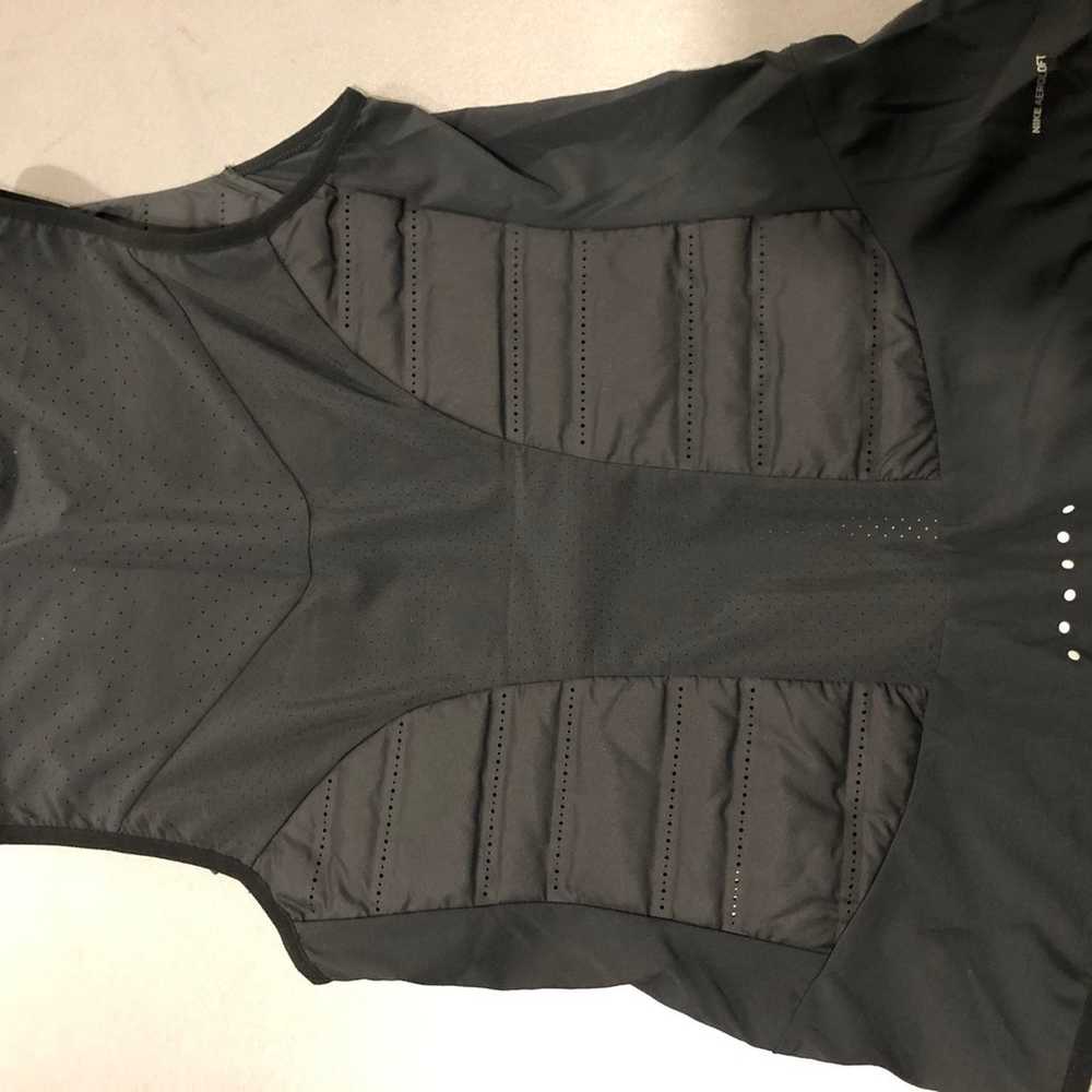 Women's Nike Aeroloft Reflective Running Vest Bla… - image 5