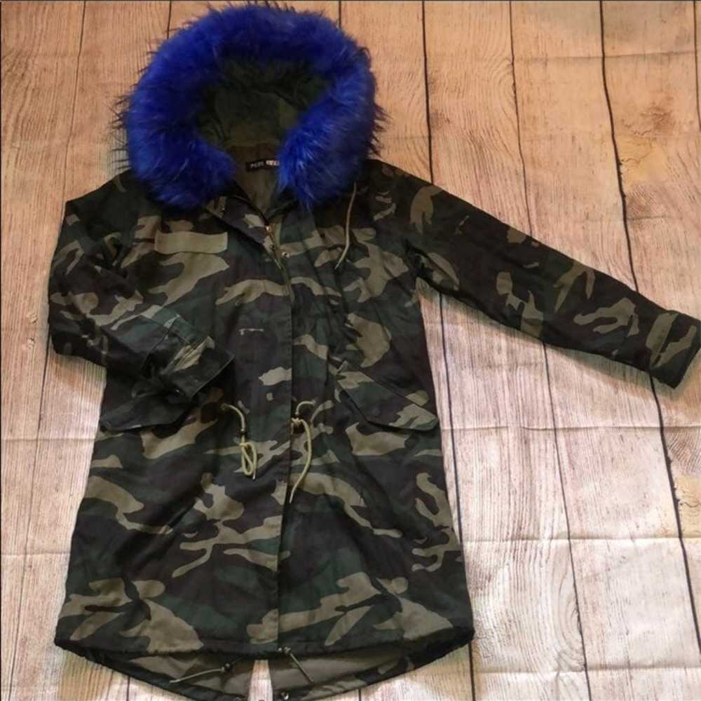 Peri Luxe Camo Anorak with Blue Fur - image 2