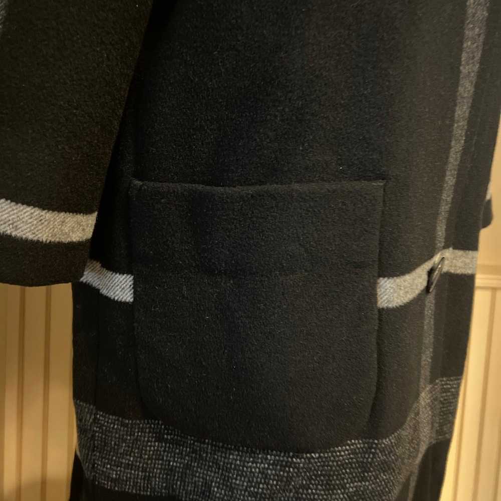PENDLETON Black Plaid Long Classic Wool Coat Size… - image 3