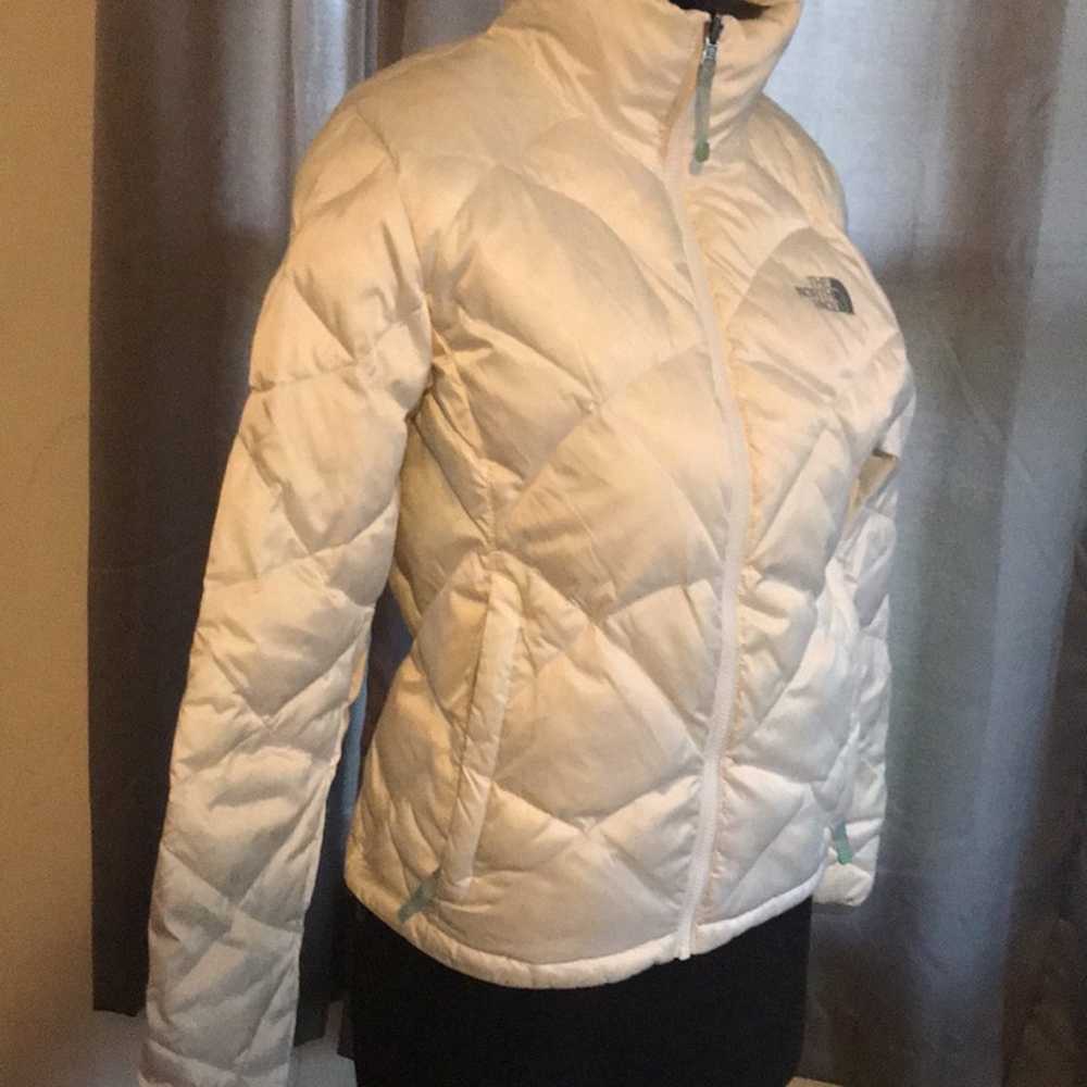 The Northface White Puffer Jacket Short 550 Down - image 2