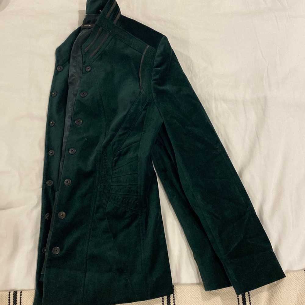 Elie Tahari green velvet Jacket size 6 - image 6