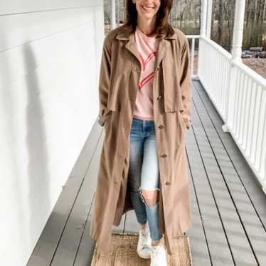 Classic Beige London Fog Belted Trench Coat - Size