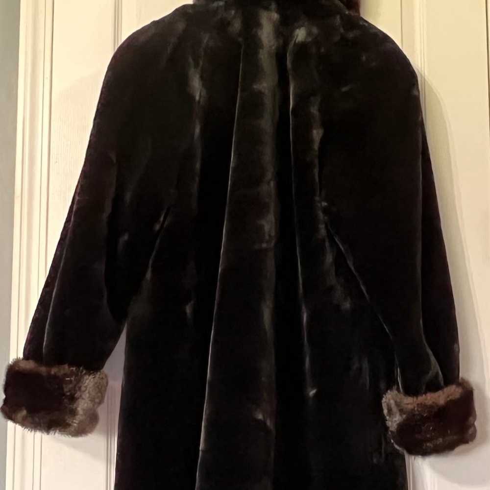 GALLERY Faux Soft Fur Winter Coat hooded Women Sm… - image 3