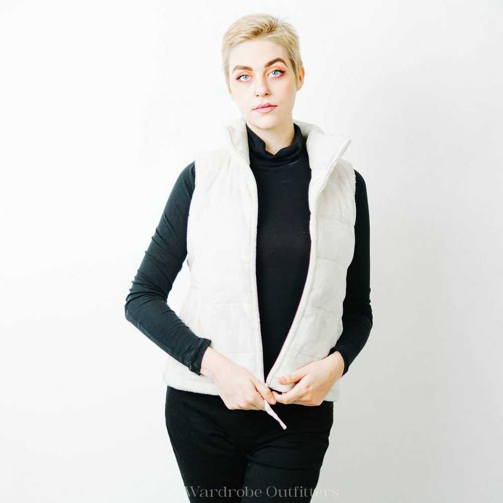 Fleece Quilted Goose Down Puffer Vest in Bone Whi… - image 3