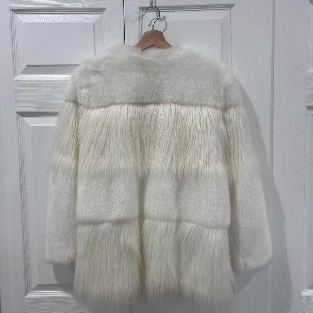 Rare ZARA White Fur Coat NWOT - image 2